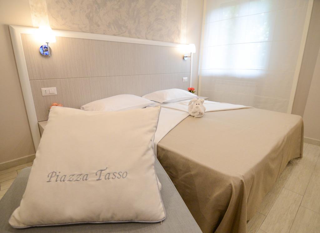 Le Quattro Piazze Bed & Breakfast Sorrento Oda fotoğraf