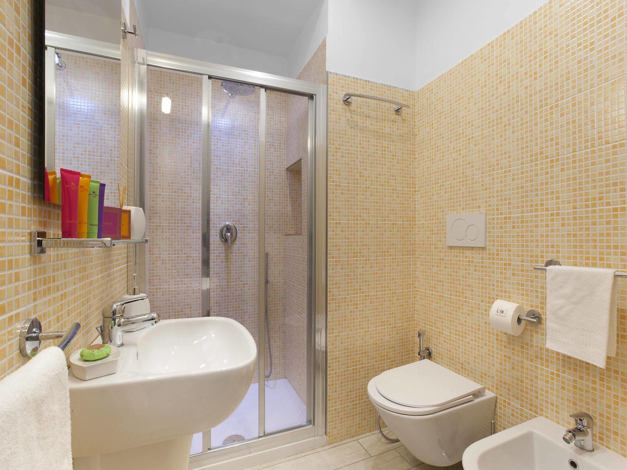 Le Quattro Piazze Bed & Breakfast Sorrento Dış mekan fotoğraf