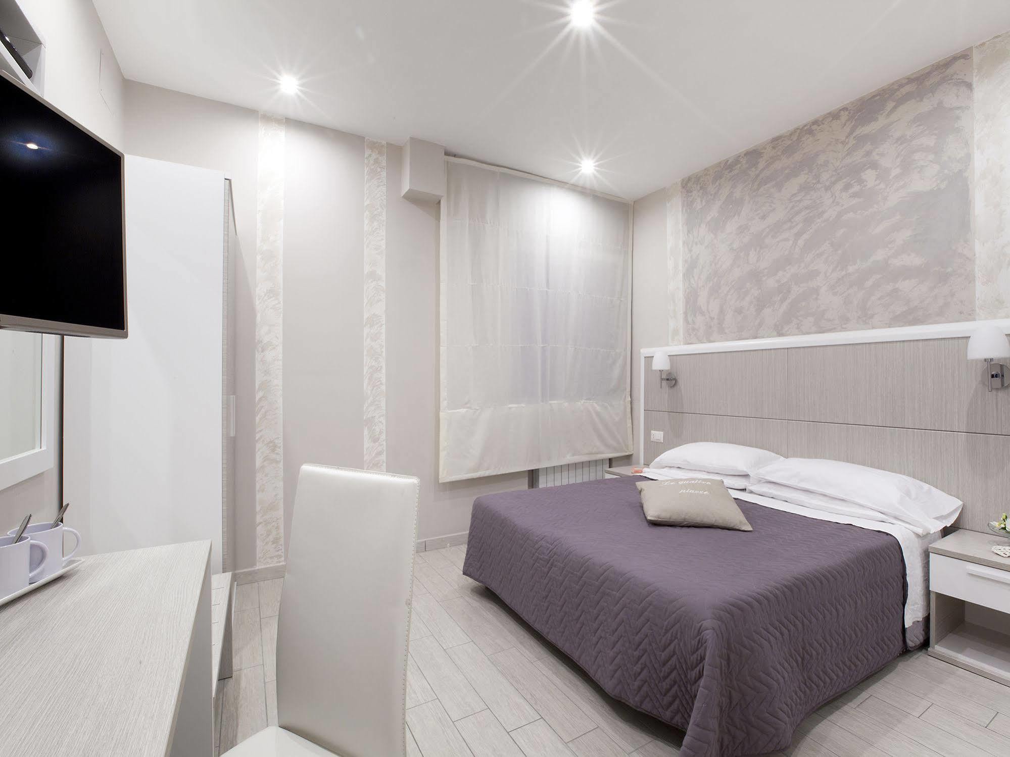 Le Quattro Piazze Bed & Breakfast Sorrento Dış mekan fotoğraf